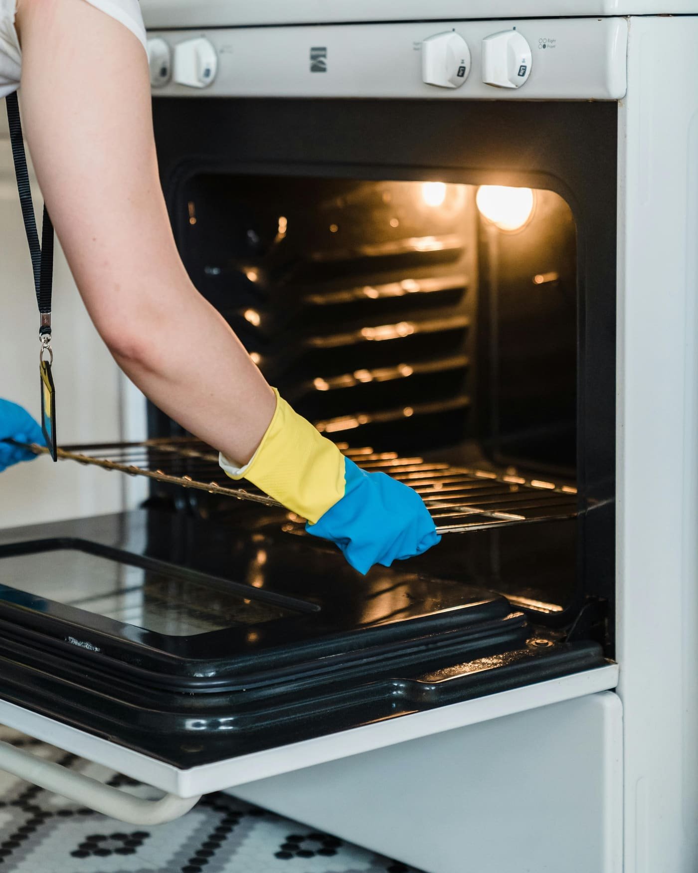 Professionally cleaned oven by Sam's Oven & BBQ Cleaning, Gold Coast